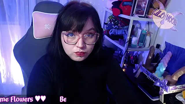 LiloMoon69 online show from 02.14.25