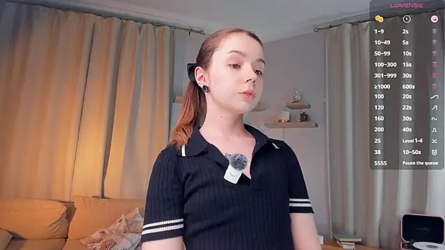 DominikaElis online show from 03.17.26