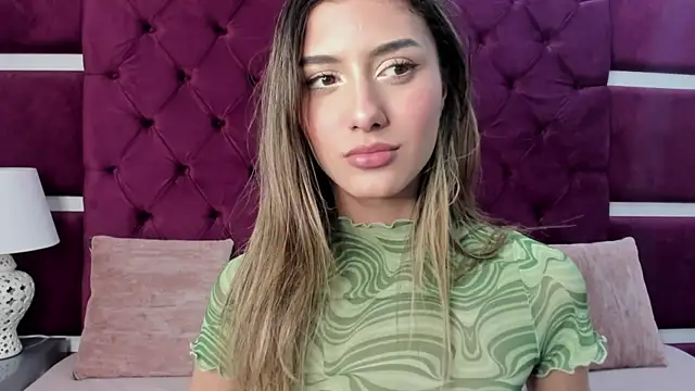 Daddysgirl1  online show from 01.15.25