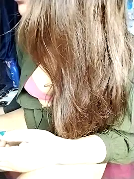 Snapshot of sexylaya2 chatting on 04.06.26 sexylaya2 online show from 04.06.26