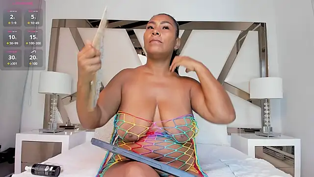 OliviaBurning online show from 02.14.25