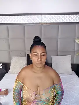 OliviaBurning online show from 09.19.25