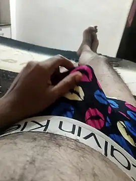 HandsomeHunky1 online show from 11.23.25