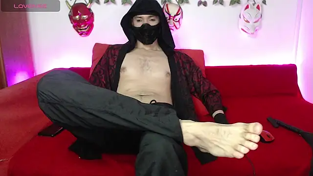 Snapshot of zagarah- chatting on 12.02.25 zagarah- online show from 12.02.25