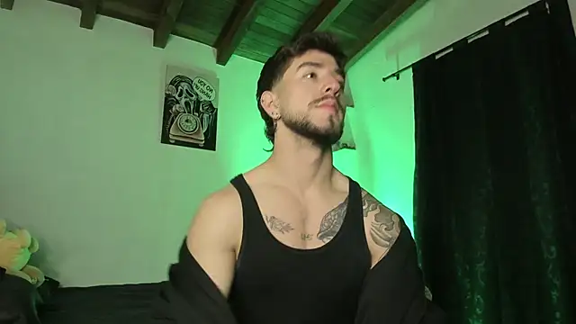 Valentino Xander online show from 03.21.25