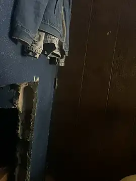 YouBad boy31 online show from 12.20.24