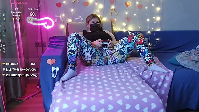 MilaaMilaa online show from 02.10.25