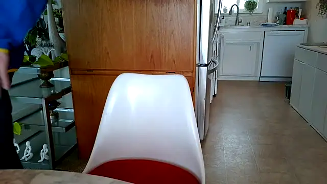 costanza7070 online show from 03.14.25