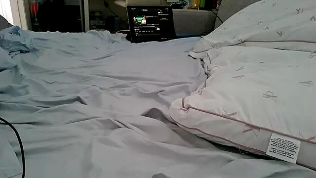 costanza7070 online show from 03.21.25