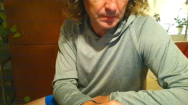 costanza7070 online show from 10.17.25