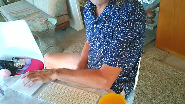 costanza7070 online show from 07.16.26