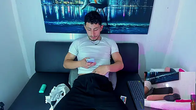 Piggy Eddy online show from 09.19.25