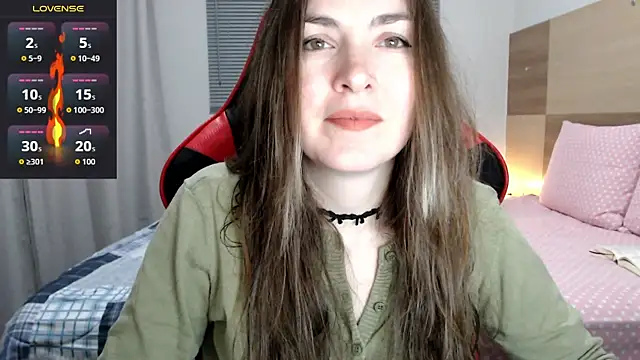 Snapshot of Naughty_Annn chatting on 06.19.26 Naughty Annn online show from 06.19.26