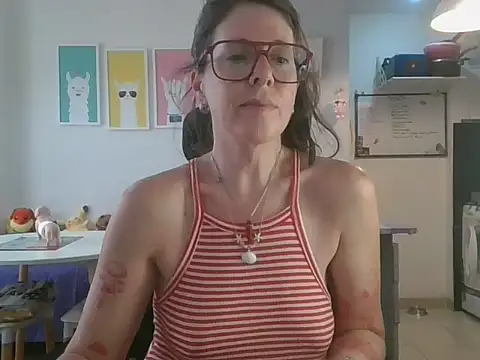 Calentandote online show from 10.13.25