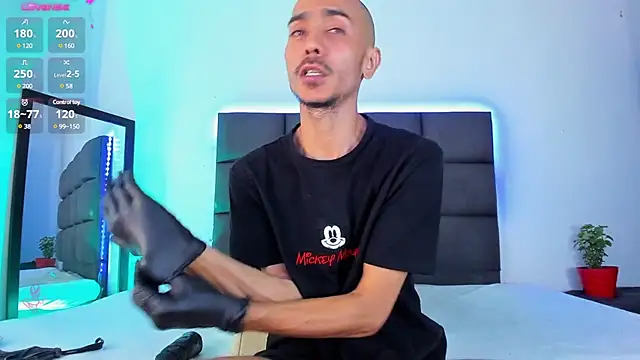 steven hott8 online show from 02.21.25