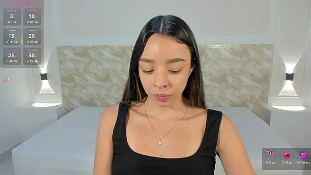 Snapshot of AliceRoss0 chatting on 10.20.25 AliceRoss0 online show from 10.20.25