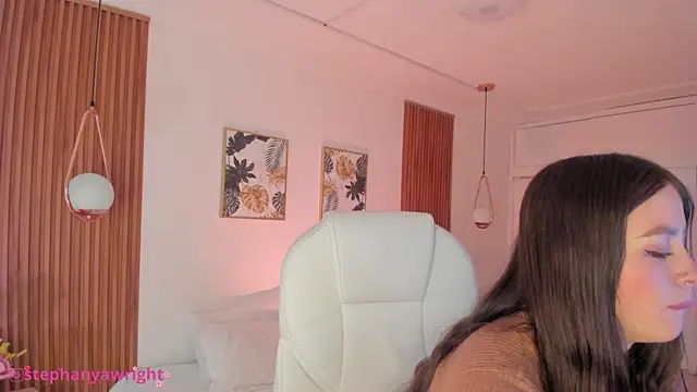 TiffanyWright online show from 01.27.25