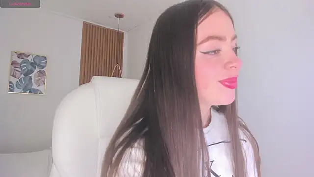 TiffanyWright online show from 02.01.26