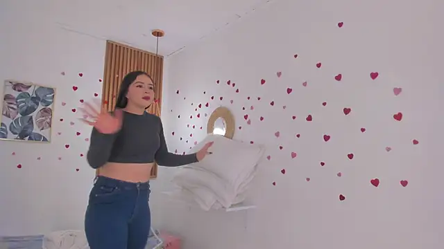 TiffanyWright online show from 02.22.26