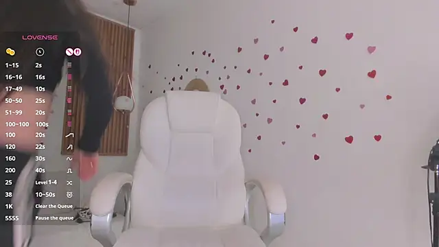 Snapshot of TiffanyWright chatting on 03.26.26 TiffanyWright online show from 03.26.26