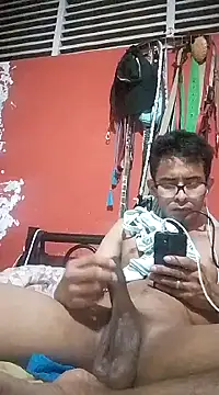 Snapshot of VL25DN26 chatting on 12.09.24 VL25DN26 online show from 12.09.24