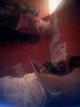 Snapshot of VL25DN26 chatting on 03.14.25 VL25DN26 online show from 03.14.25