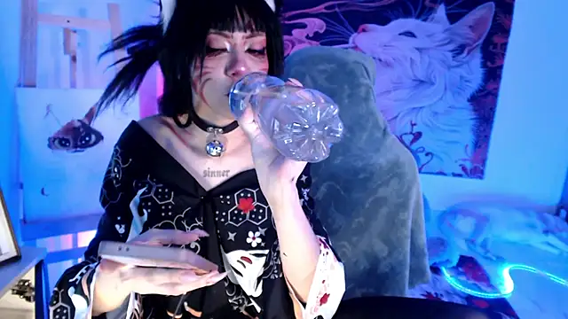 Snapshot of Alicedangerrr chatting on 11.15.25 Alicedangerrr online show from 11.15.25