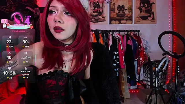 Snapshot of Alicedangerrr chatting on 07.04.26 Alicedangerrr online show from 07.04.26