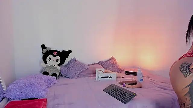 shadowcatt  online show from 12.11.24