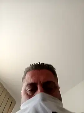 Snapshot of blackin_4141 chatting on 09.18.25 blackin 4141 online show from 09.18.25