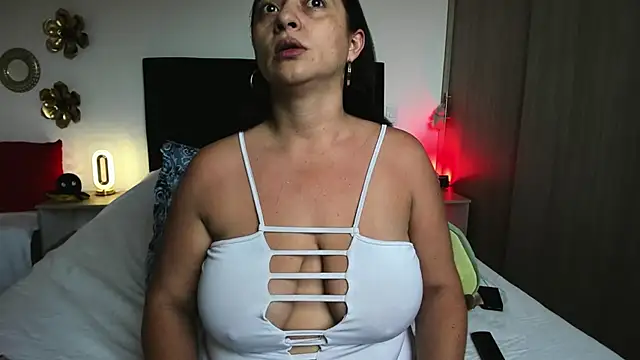 Snapshot of TatianaMonteross chatting on 06.29.26 TatianaMonteross online show from 06.29.26