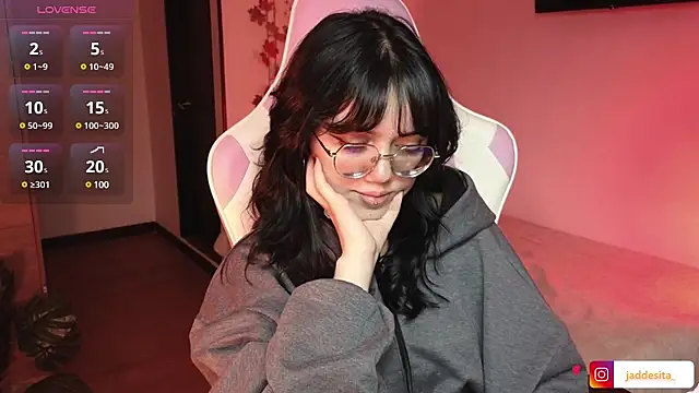 suzumi   online show from 12.05.24