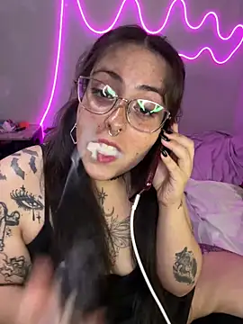 Mizztikaa online show from 12.11.24