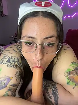 Mizztikaa online show from 10.29.25