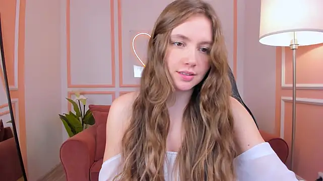 Snapshot of MaryannSoftt chatting on 12.22.24 MaryannSoftt online show from 12.22.24