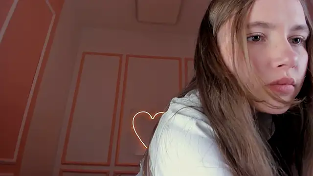 Snapshot of MaryannSoftt chatting on 09.24.25 MaryannSoftt online show from 09.24.25