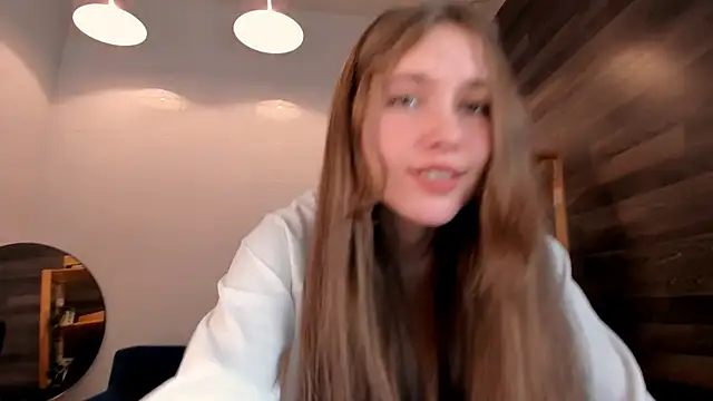 Snapshot of MaryannSoftt chatting on 10.22.25 MaryannSoftt online show from 10.22.25