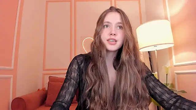 Snapshot of MaryannSoftt chatting on 10.31.25 MaryannSoftt online show from 10.31.25