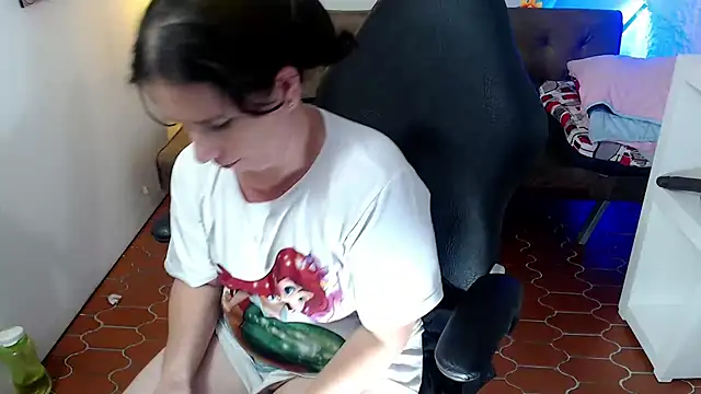 victoria jones online show from 03.14.25