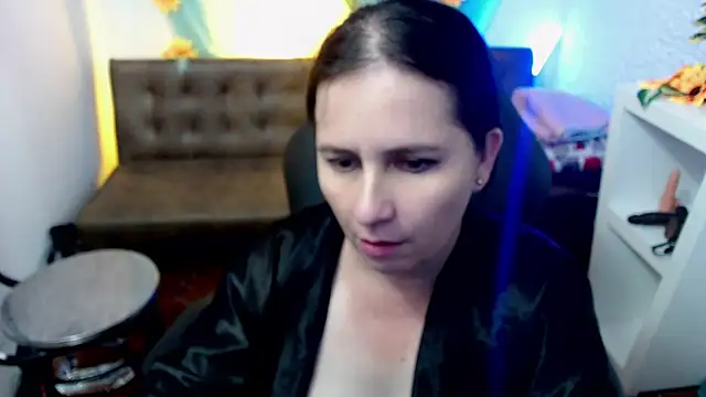 victoria jones online show from 03.19.25