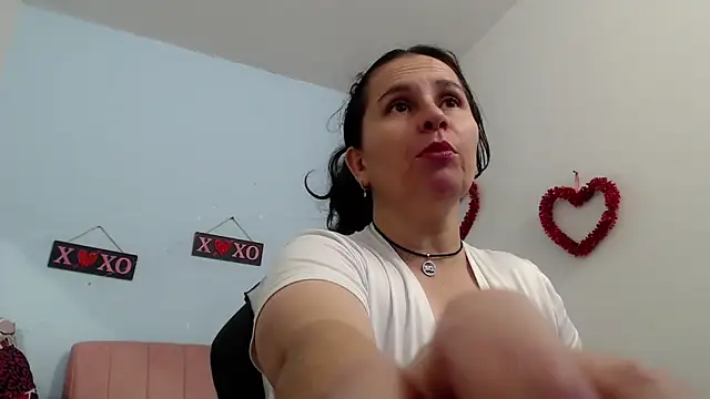 victoria jones online show from 11.15.25