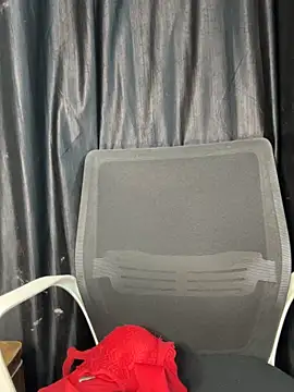 Snapshot of Diya_Chopra chatting on 02.23.26 Diya Chopra online show from 02.23.26