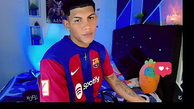 Damian latinxxx online show from 03.22.25