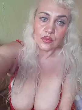 IsabellaBoni online show from 03.06.25