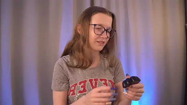 Snapshot of brendacom chatting on 01.13.25 brendacom online show from 01.13.25