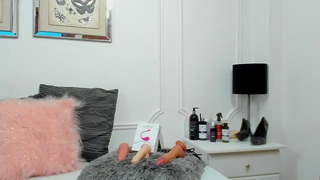 Snapshot of Santy_carrington chatting on 01.20.25 Santy carrington online show from 01.20.25