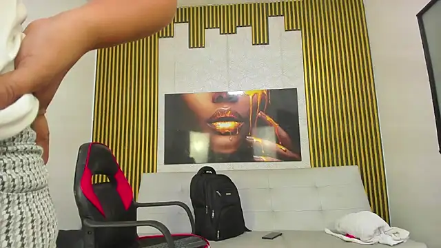 Snapshot of that_temptation chatting on 09.27.25 that temptation online show from 09.27.25