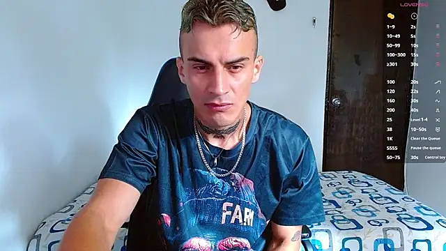 bray hotboy777 online show from 11.14.25