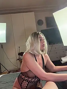 FoxyandTed online show from 03.25.26