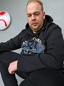 PupW0lfy online show from 01.09.25